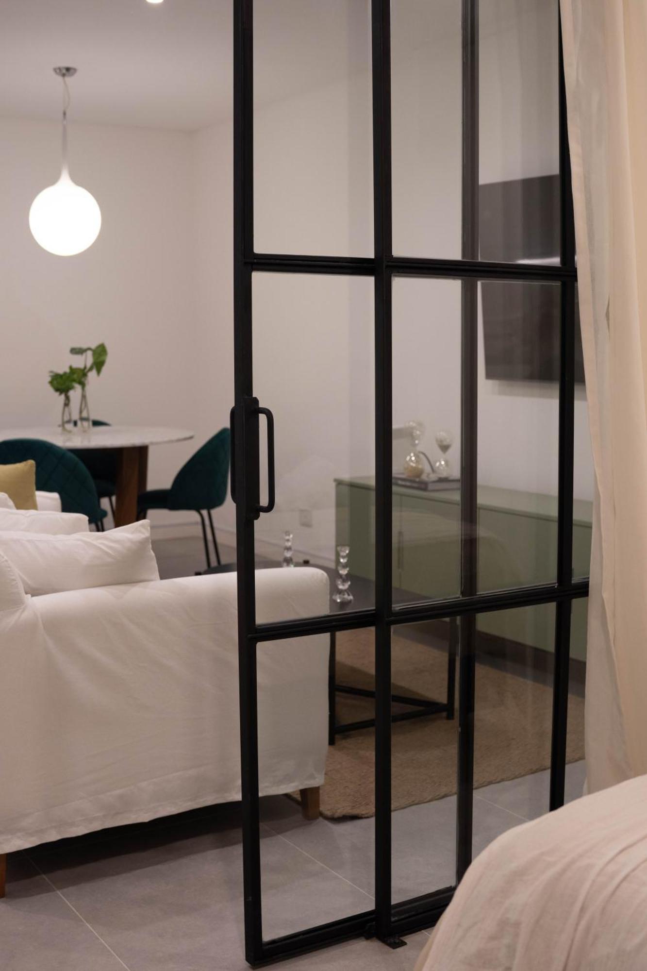 Vizion Juncal- Encanto Frances Y Modernidad En El Corazon De Recoleta Apartment *
