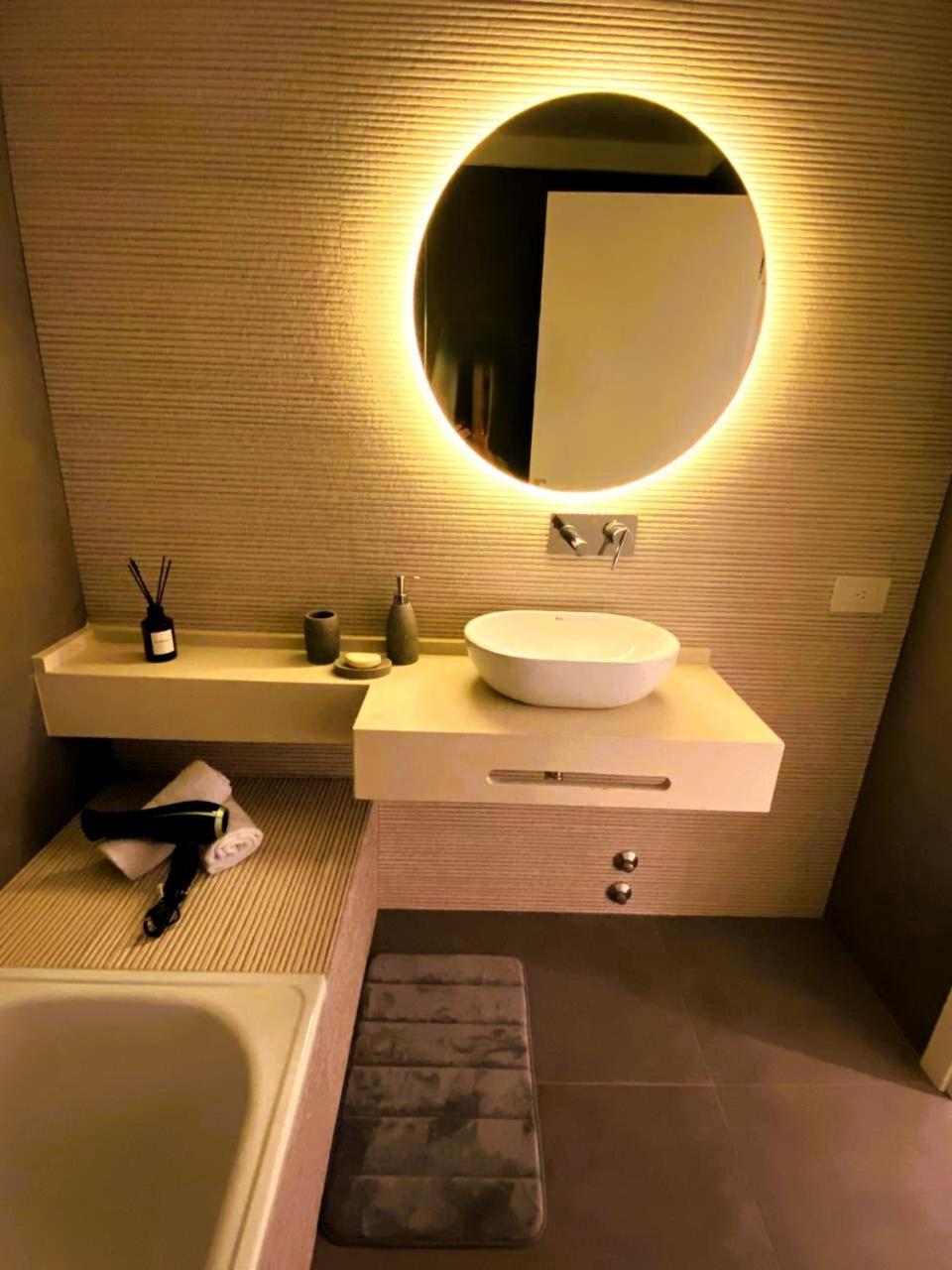 Vizion Juncal- Encanto Frances Y Modernidad En El Corazon De Recoleta Apartment